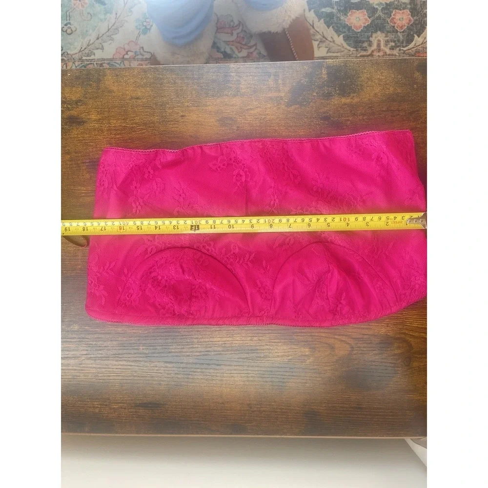PrettyLittleThing Plus Hot Pink Lace Cup Detail Bandeau Corset Top NWT Size 16‎ - Picture 7 of 8